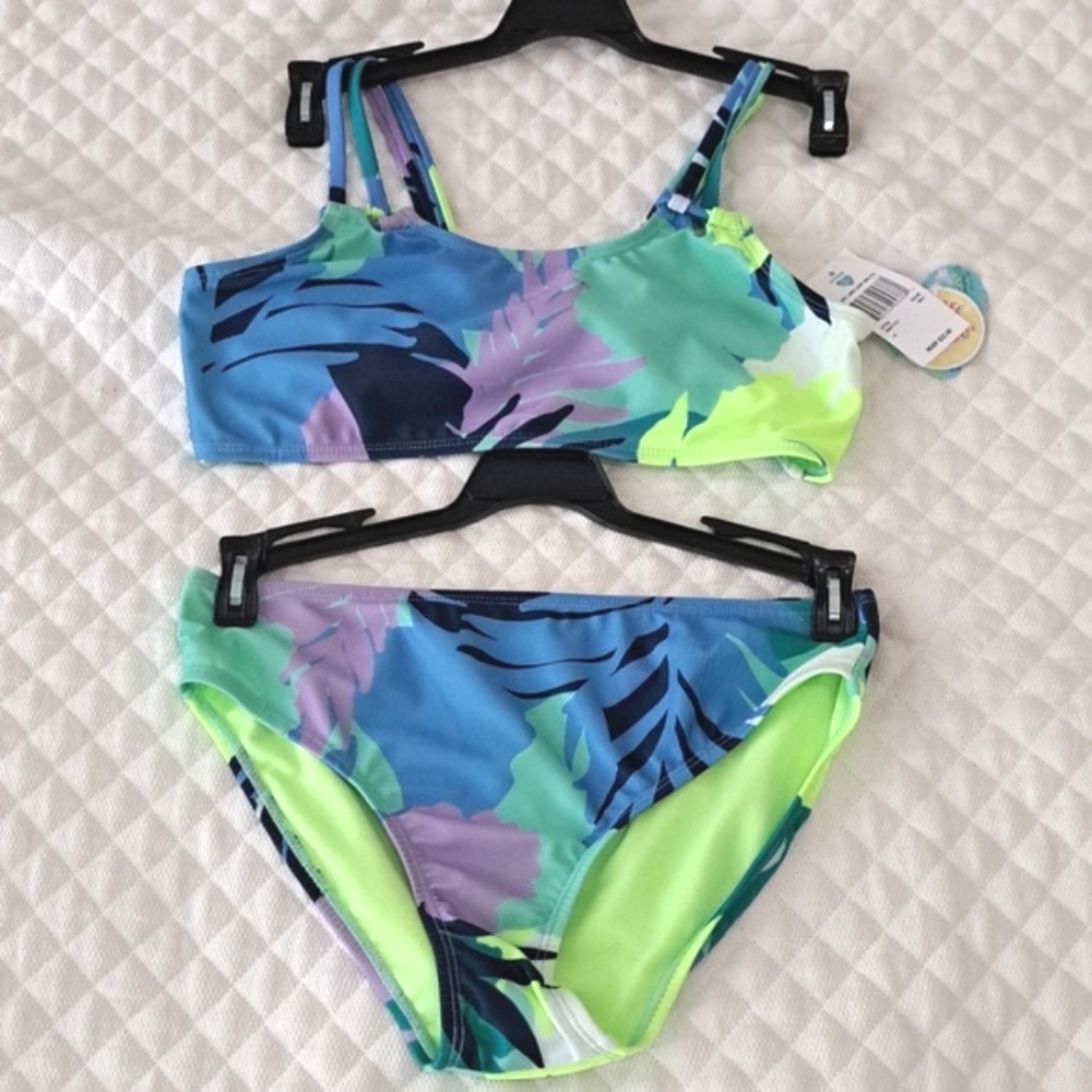 Breaking Waves Girls Printed Swim Set